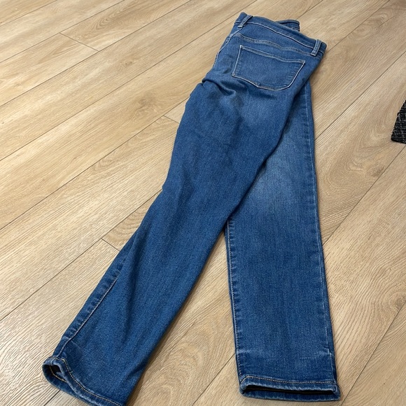 Gap size 10, skinny, button fly - Picture 3 of 3